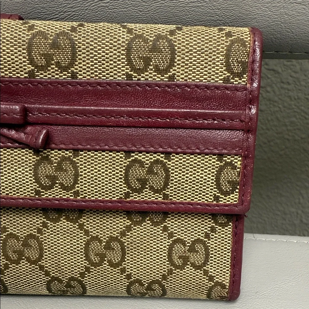 Gucci Tan and burgundy Women's Wallet - Picture 3 of 14